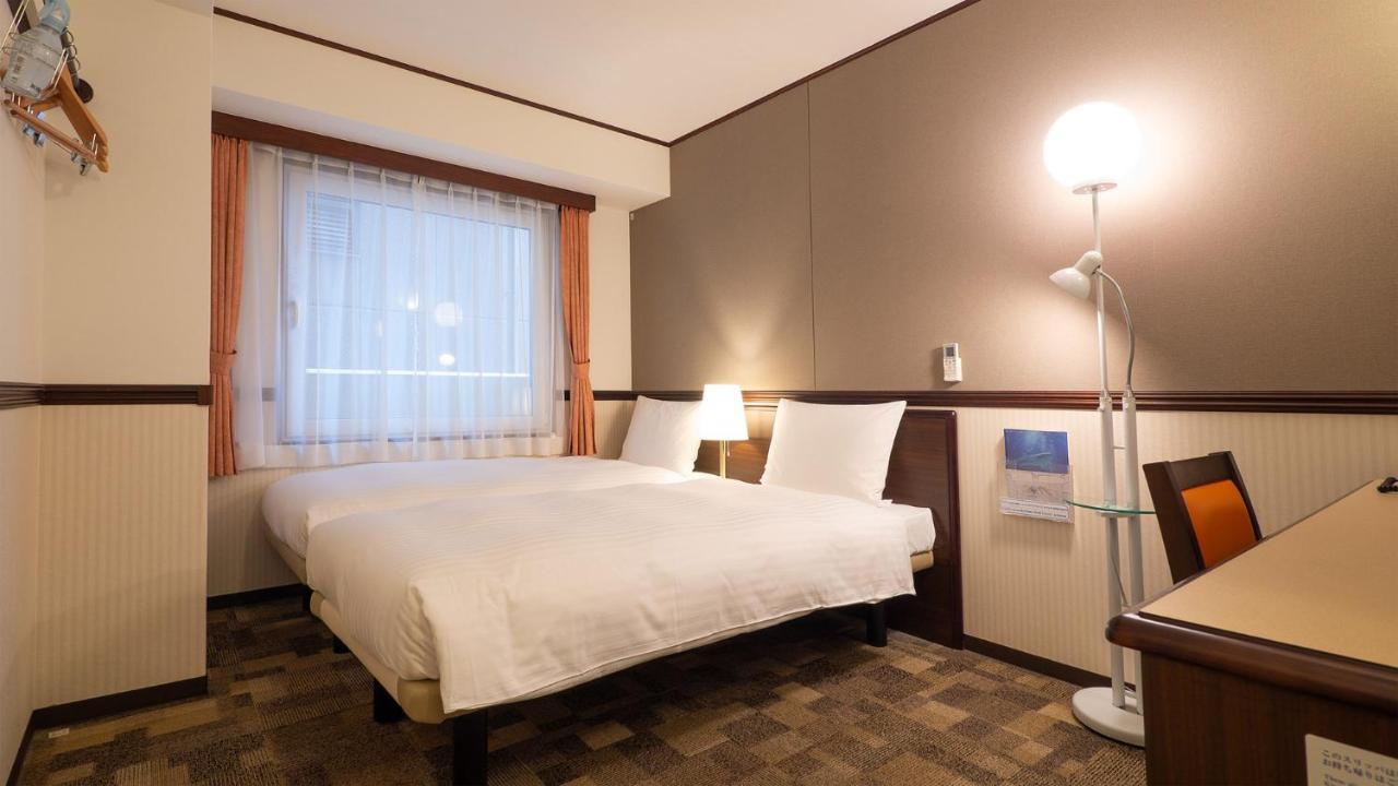 Toyoko Inn Tsudanuma-Eki Kita-Guchi Фунабасі Екстер'єр фото