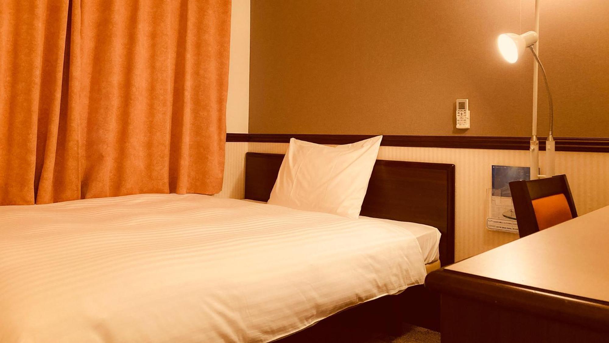 Toyoko Inn Tsudanuma-Eki Kita-Guchi Фунабасі Номер фото